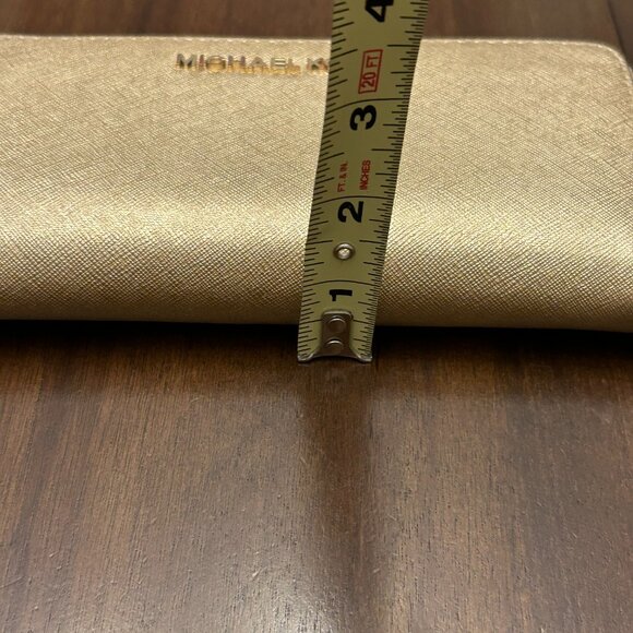 Michael Kors Zip Around Gold Leather Full Size Wallet - Picture 15 of 16